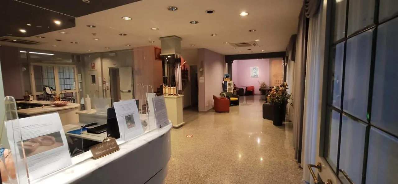Hotel Lory Chianciano Terme 3*,