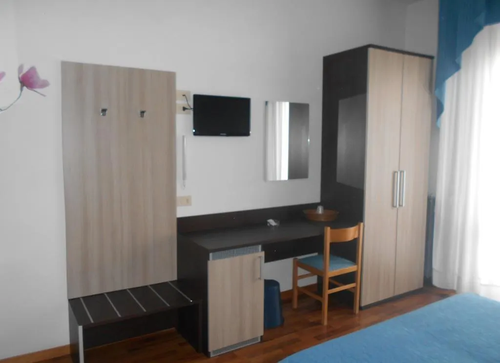 Hotel Lory Chianciano Terme 3*,  Italy