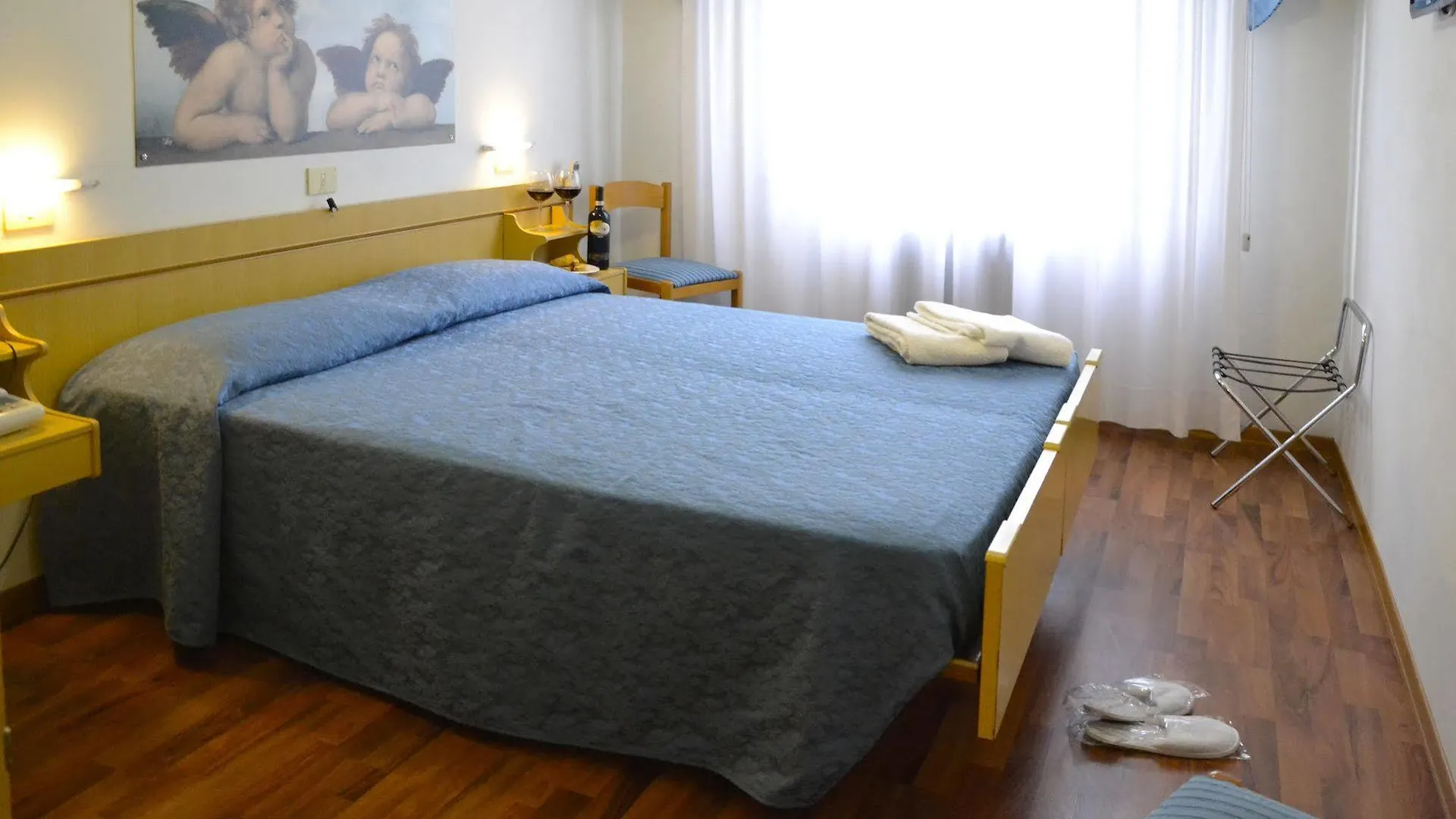 Hotel Lory Chianciano Terme 3*,  Italien